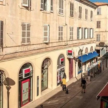 L'ile-rousse Sleeps 2 Air Con T805832 公寓