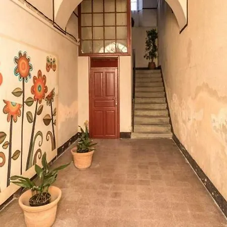 L'ile-rousse Sleeps 2 Air Con T805832 شقة